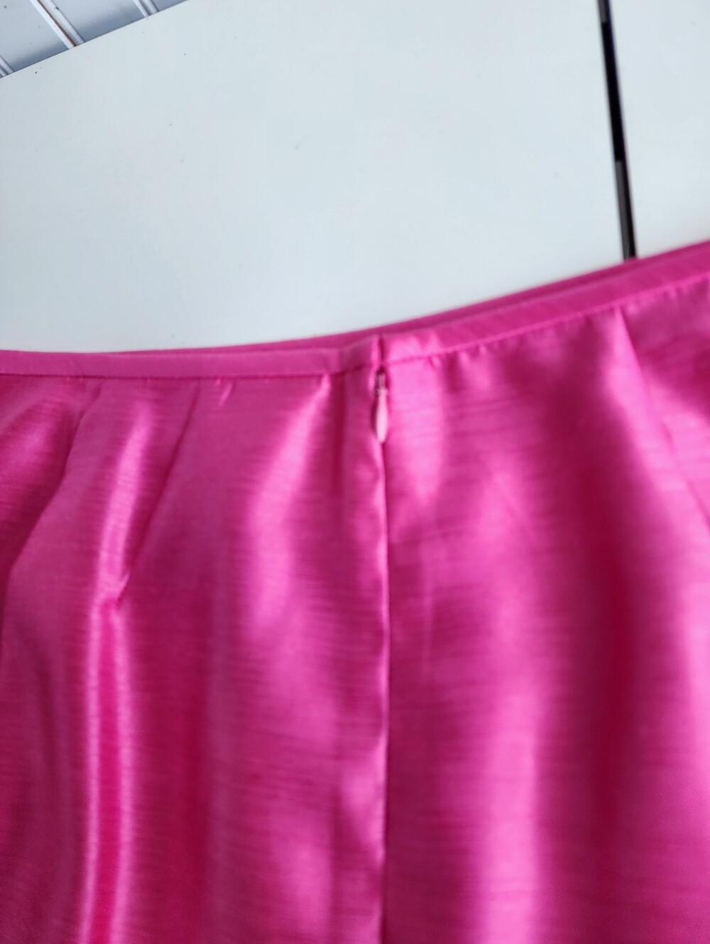 Le Suit Suit Skirt Womens Pink Pencil Satin Shiny Lined Sz Petite 8P** - Picture 9 of 10